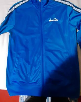 tute sportive Diadora e Asics 