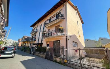 CALDERARA 2 LOCALI ULTIMO PIANO