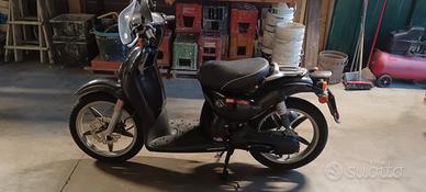 Aprilia Scarabeo 