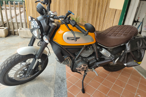 Ducati scrambler 800 super accessoriata