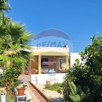 Villa o villino - Rosolini