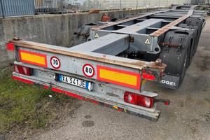 SEMIRIMORCHIO PORTACONTAINER KOGEL