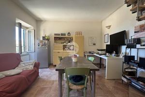 3 LOCALI A MONTEROTONDO