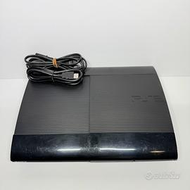 Ps3 super slim completa di cavi 12 Gb