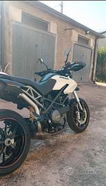 hypermotard  796