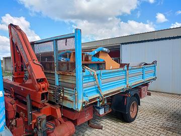 allestimento ribaltabile e gru 