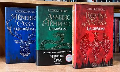 Saga Grishaverse - Tenebre e ossa di L. BARDUGO