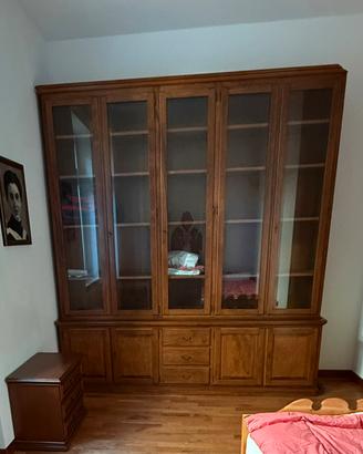 Libreria in legno massiccio