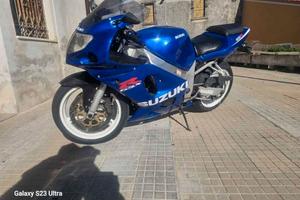 Gsxr 600 k1