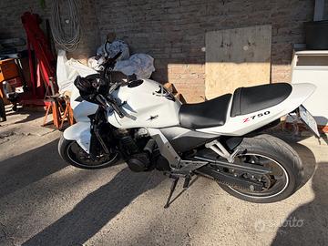 Kawasaki Z750