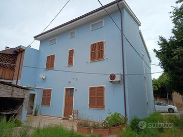 Muraglia casa indipendente 267 mq. con giardino