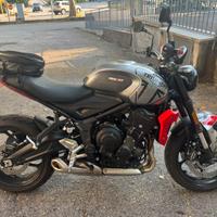 Triumph Trident 660