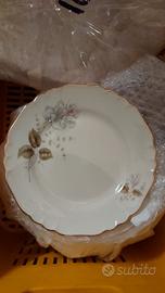 Servizio piatti di porcellana