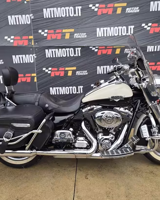 HARLEY-DAVIDSON FLHRC Road King Classic 103 Vide