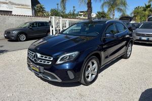 MERCEDES GLA200D 4MATIC AUTOM PERFETTA