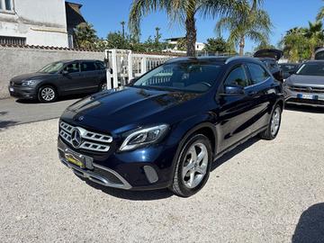 MERCEDES GLA200D 4MATIC AUTOM PERFETTA