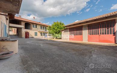 CASCINA SEMINDIPENDENTE