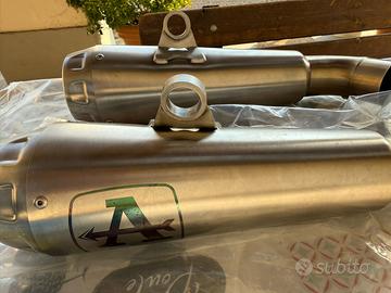 Hipermotard 950  del 2024  Arrow