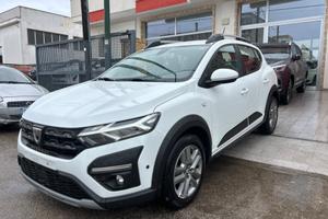 Dacia Sandero Stepway 1.0 TCe 100 CV-2021/LED/17”