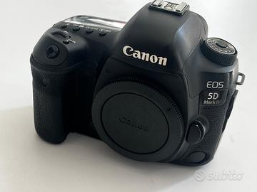 Reflex Canon 5d mark IV