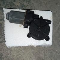 Motorino alzavetro lato guida Clio II° serie