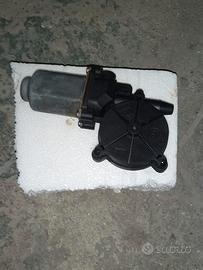 Motorino alzavetro lato guida Clio II° serie