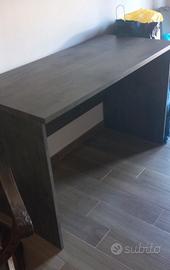 scrivania per ragazzi