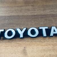 Stemma Toyota fuoristrada