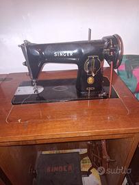 Macchina da cucire Singer 15M