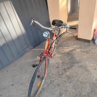 bici rossa
