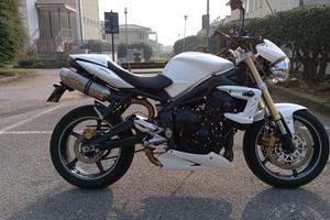 Triumph Street Triple 675