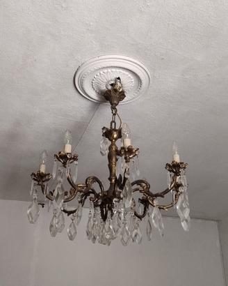 Lampadario a gocce di cristallo 