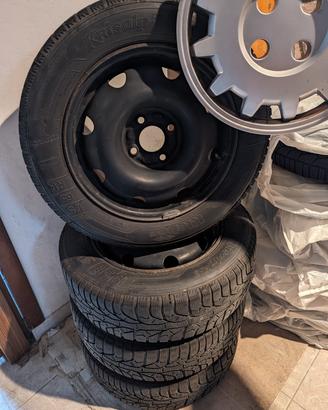 cerchioni con gomme invernali