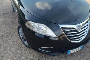 lancia Ypsilon 1.2 70cv