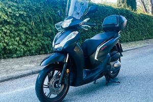 Honda SH 300i Sport abs permuto