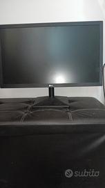 MONITOR 22 POLLICI LG