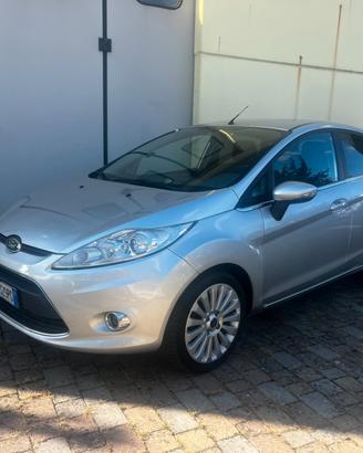 Ford Fiesta 1.2 16V 3p. Ghia