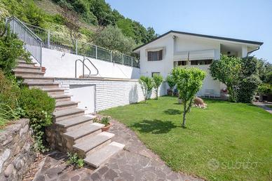 VILLA SINGOLA A RIVOLI VERONESE