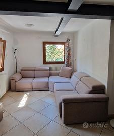 Divano ad angolo allungabile