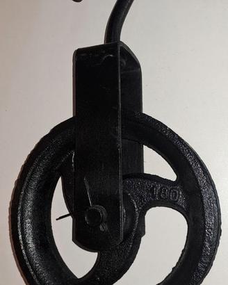 Carrucola in ghisa con gancio diametro 180 mm