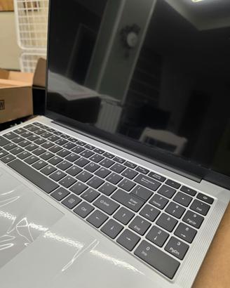 Notebook Core i9, 16GB RAM, 512GB SSD NUOVO