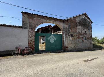 CASA INDIPENDENTE A SEZZADIO