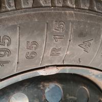 4 gomme neve ghiaccio con cerchi in ferro 