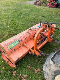 Trincia sarmenti per trattore