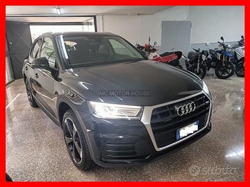 AUDI Q5 QUATTRO 2.0 AUTOM. IVA 22% GARANZIA/RATE