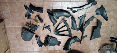 Ricambi e plastiche per R1 / SV  / KTM 