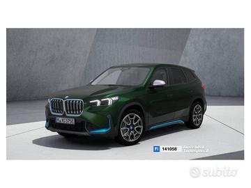 BMW iX1 xDrive30 xLine