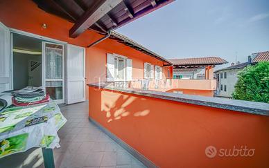 DIVIGNANO - APPARTAMENTO CON AMPIO TERRAZZO