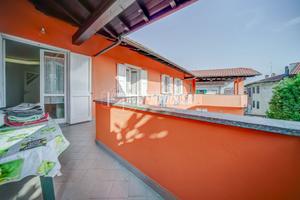 DIVIGNANO - APPARTAMENTO CON AMPIO TERRAZZO