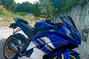yamaha r6
